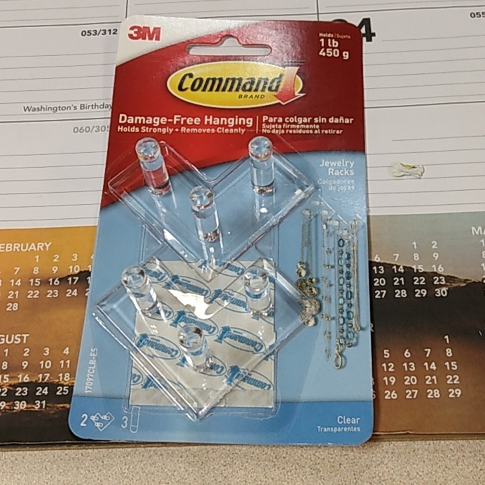 Command Jewelry Hook